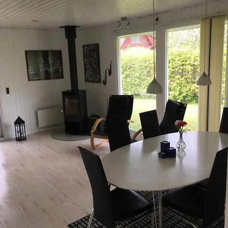 Dom wakacyjny Close To Hasmark 150m